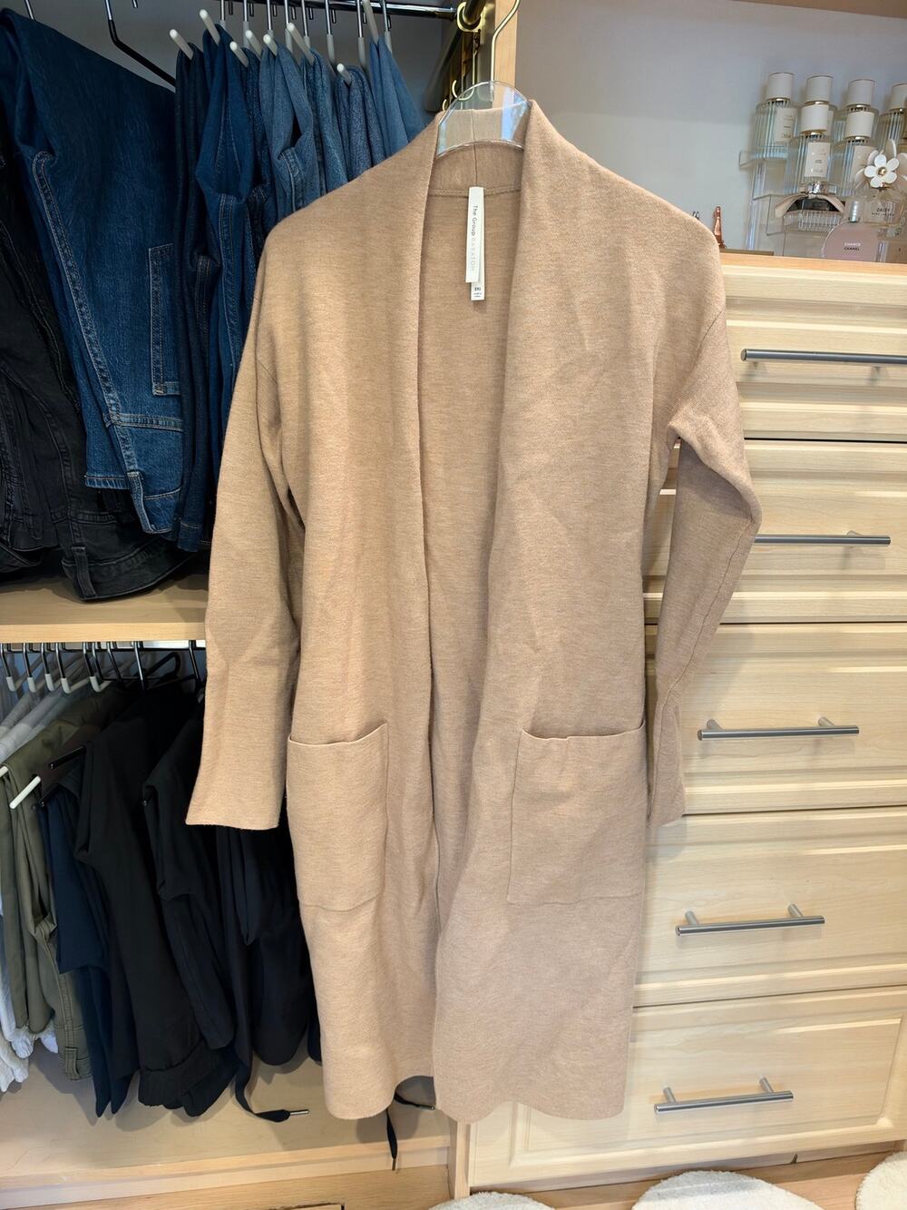 Aritzia Babaton Light Camel Sand Belted Open Front Coatigan Size XXS.